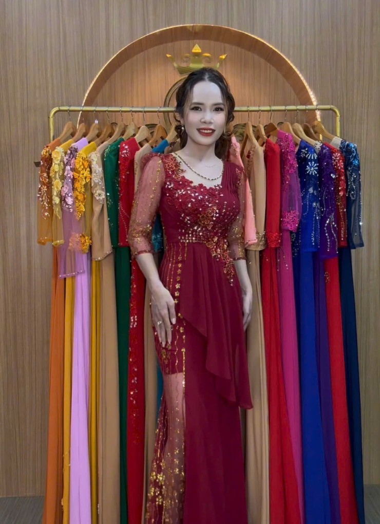 DC30 ĐỎ MẬN - BODY ĐUÔI CÁ 