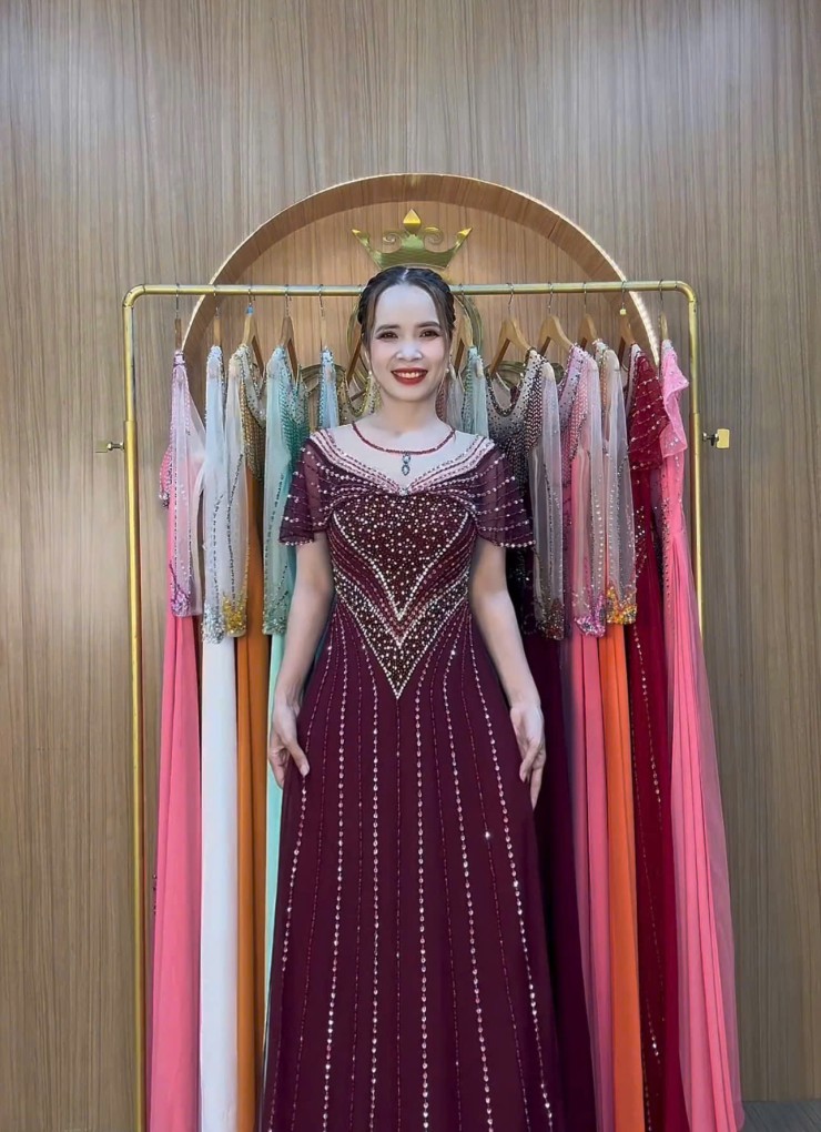 DHCC099 Đỏ Mận 