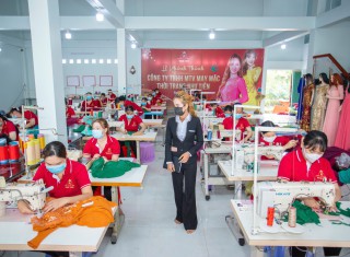 LÝ DO NÊN KINH DOANH QUẦN ÁO ONLINE